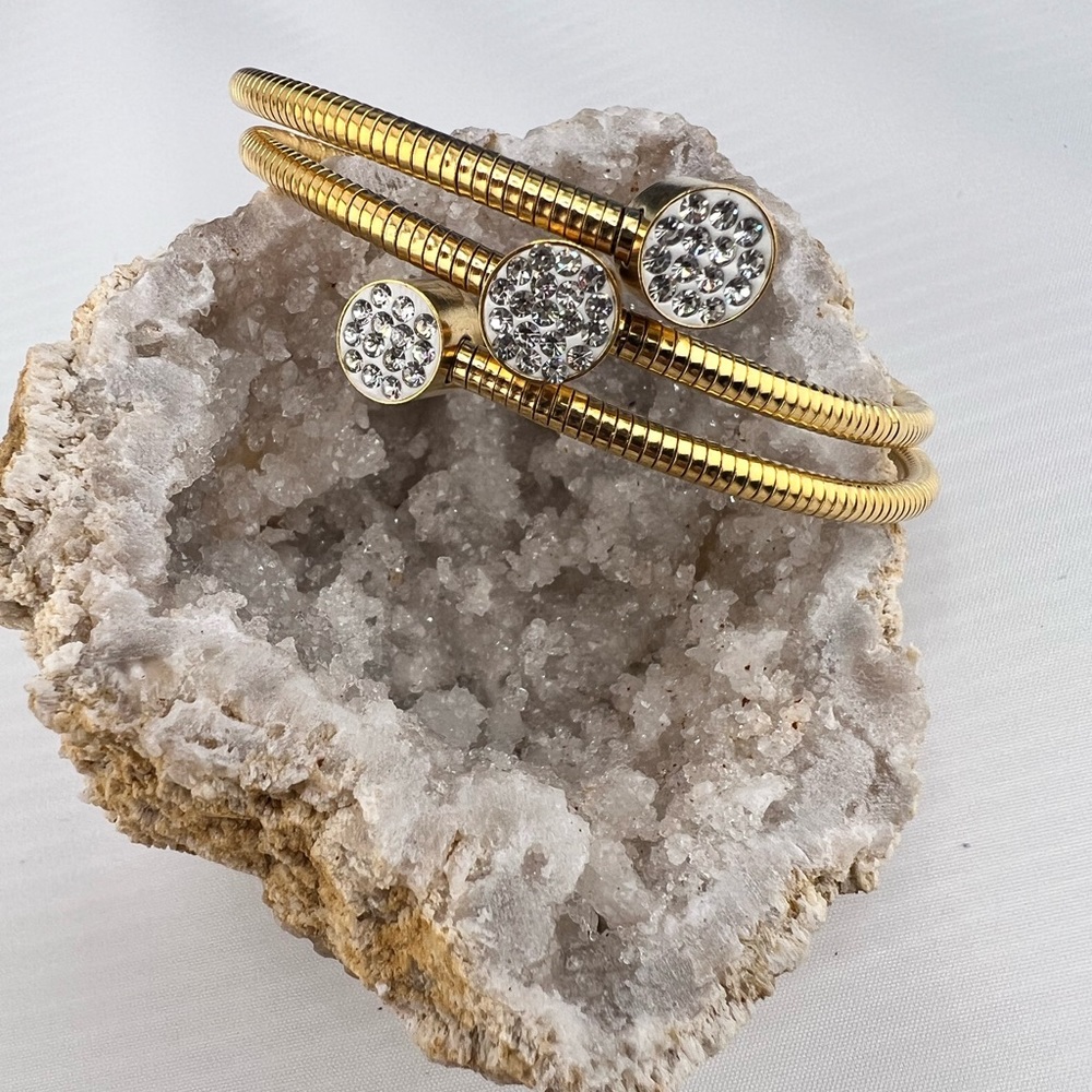 ✨ GOLD PLATED LAYERED BRACELET ✨